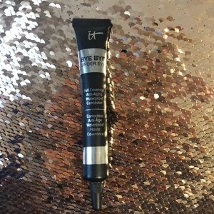 It cosmetics bye bye under eye concealer